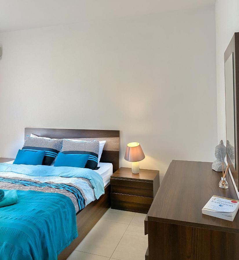 Charming Apartment In The Heart Of St. Julians Saint Julian's Exterior photo